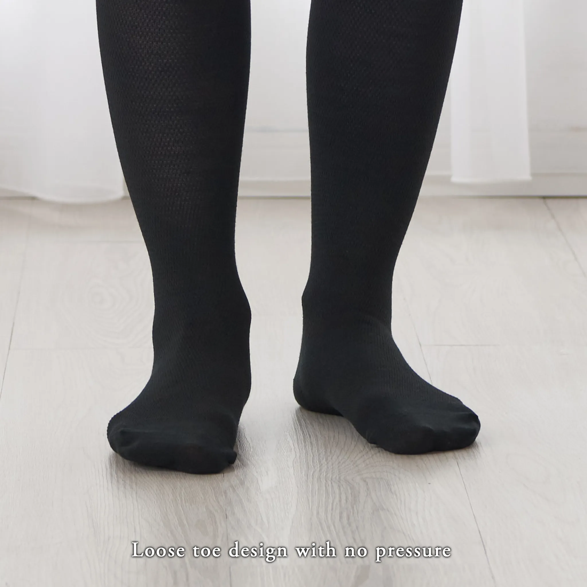 Bikyaku Compression Socks with Cooling Ice Lock Yarn - 828