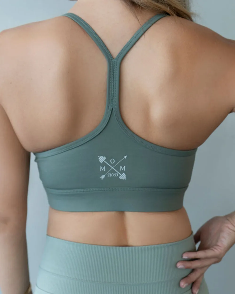 Dynamic Sports Bra (Olive)