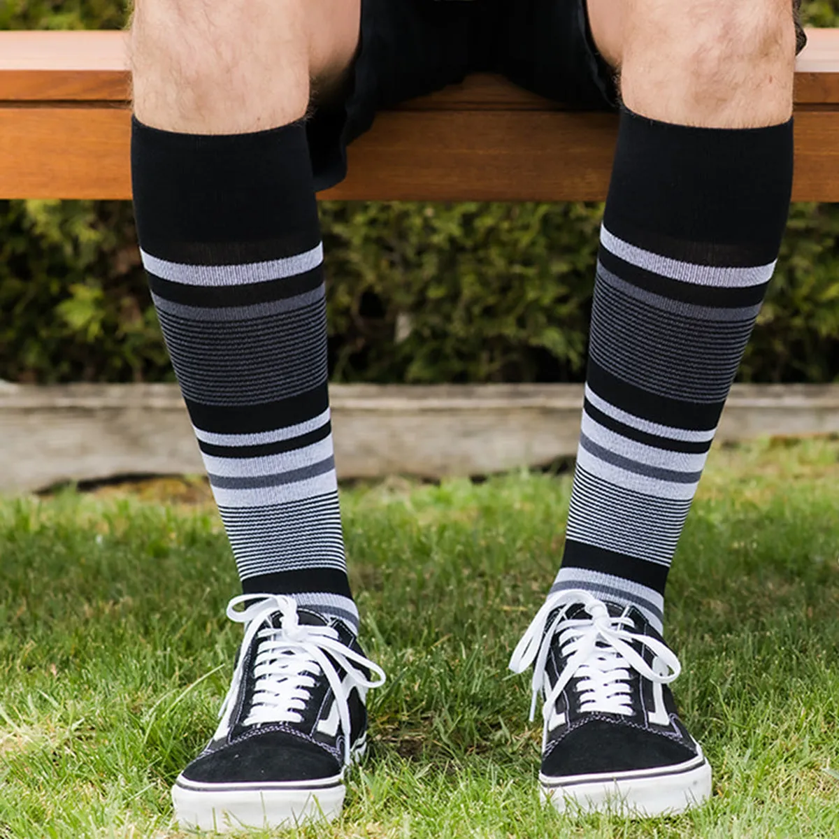 Stripe Cotton Black/Grey Socks - Men's Medical
